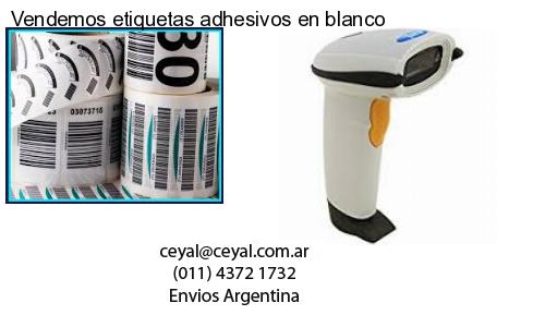 Vendemos etiquetas adhesivos en blanco