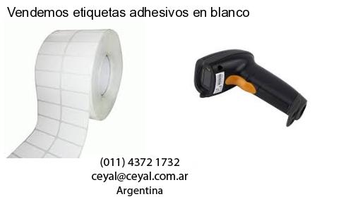 Vendemos etiquetas adhesivos en blanco