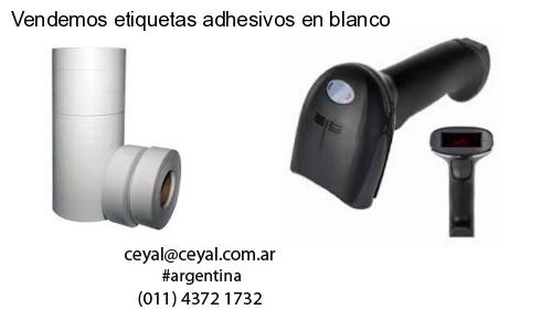 Vendemos etiquetas adhesivos en blanco