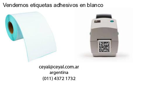 Vendemos etiquetas adhesivos en blanco